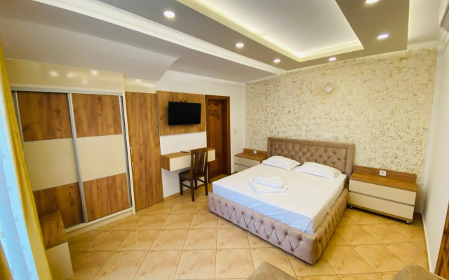 Apart Hotel Llolla
