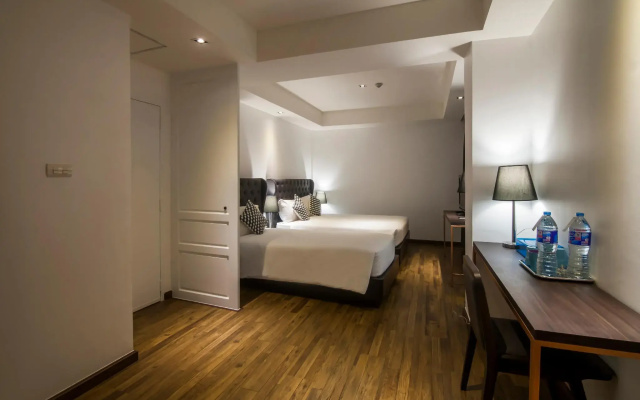 First House Hotel