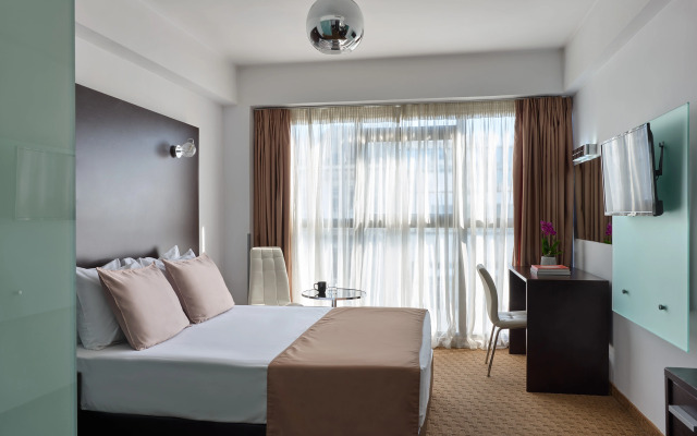 Breeze Boutique Hotel