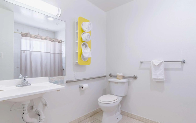 Motel 6 Barstow, CA - Route 66