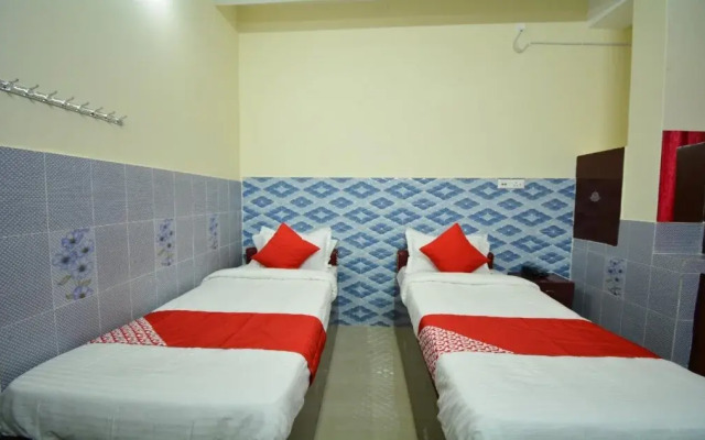 OYO 30386 Hotel Gloria Inn