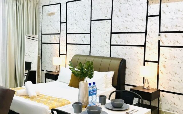 Palazio Mount Austin by Homefort Suites