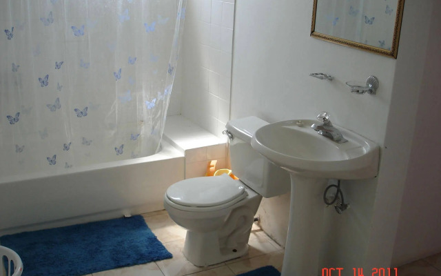 Treasure Bay Guesthouse
