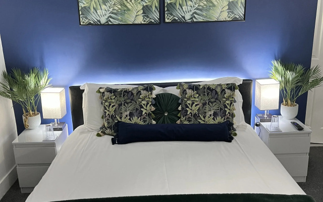 Peacocks Guest House