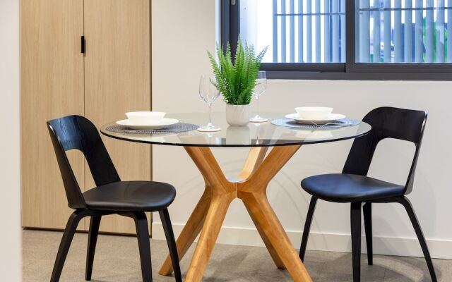 Surry Hills Furnished Apartment - ELZ