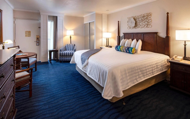 Island Grand at TradeWinds