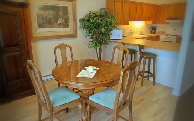 Heron's Landing Hotel