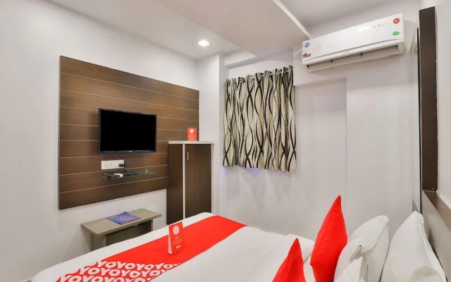 OYO 5476 Hotel Sunrise