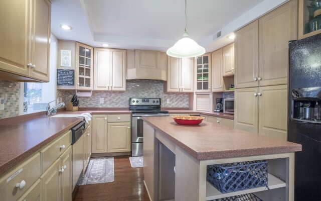 Blues Escape by RedAwning