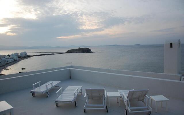 Grotta Hotel