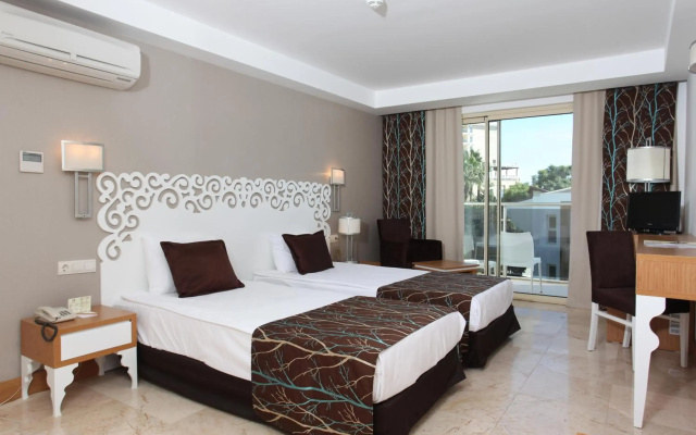 Отель Horus Paradise Luxury Resort & Club