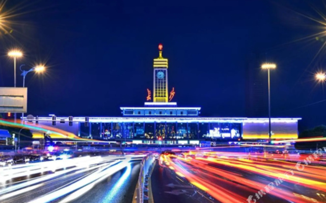 Tropical rain forest Zhenxuan Hotel (Changsha Lugu Industrial Park store) – Outside – Changsha