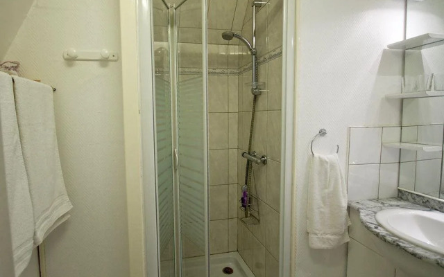 Les Petites Charmilles