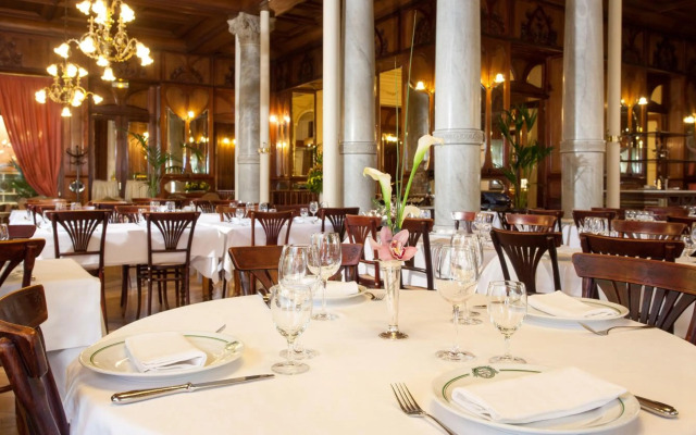 Grand Hotel Moderne