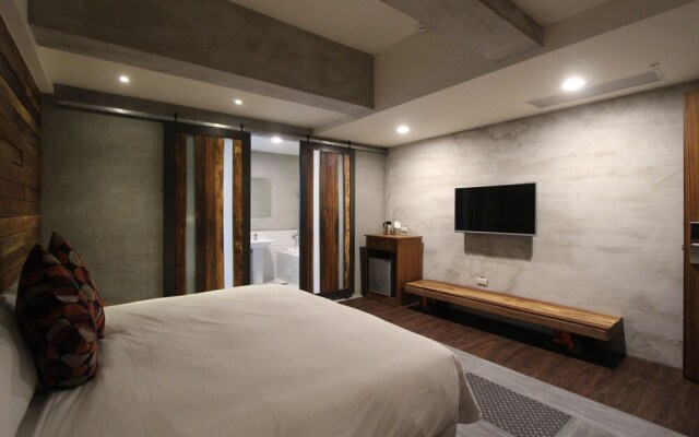 mz1090 Bed and Breakfast