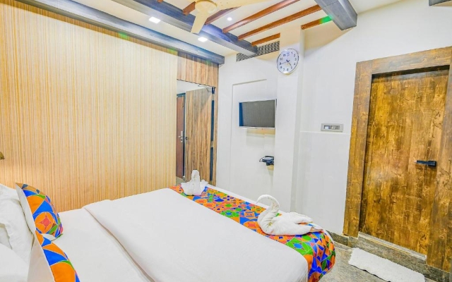 Fabhotel Prime Middleton