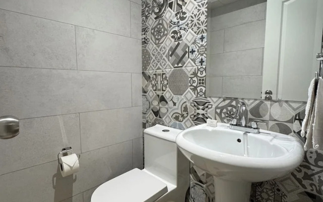 Miraflores 1 Bedroom Executive Apartment