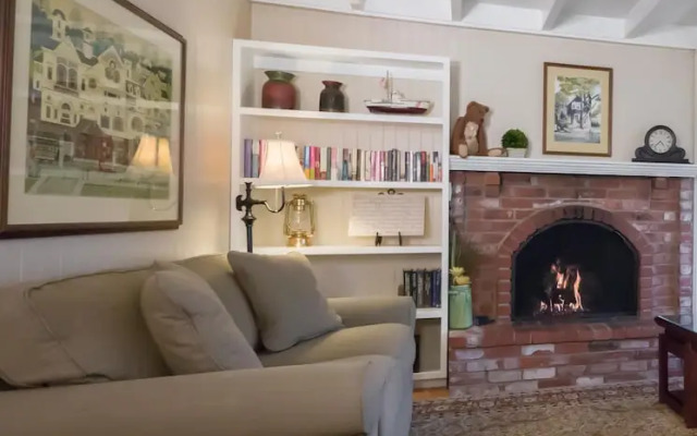 Seaside Vacation Homes