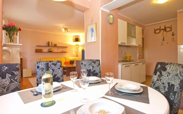Apartment 1635