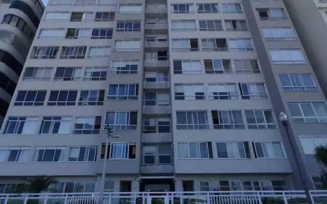 2min da Praia de Copacabana - A306