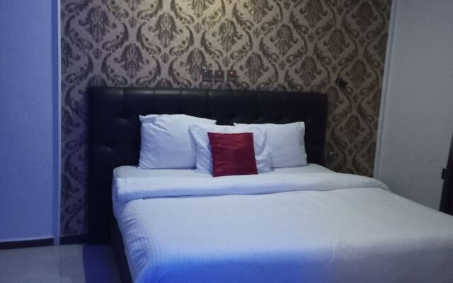 Zoe's International Hotel