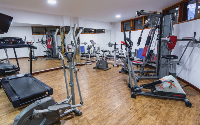 Costa Serena Aparts & Spa