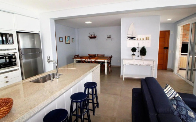 1080 - Apartamento com vista para o mar em Bombinhas