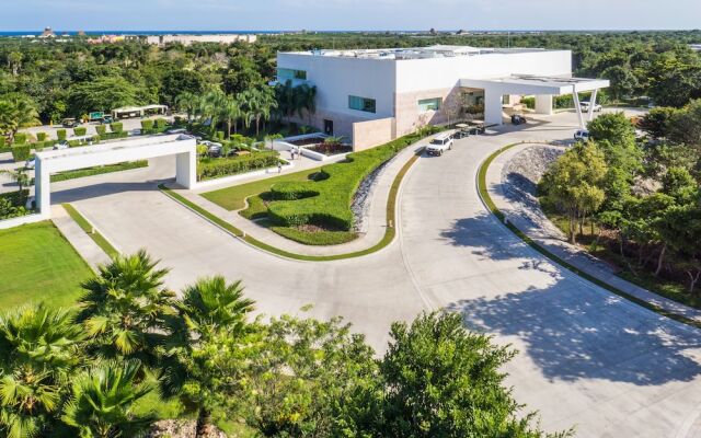 Bahia Principe Vacation Rentals - Residences