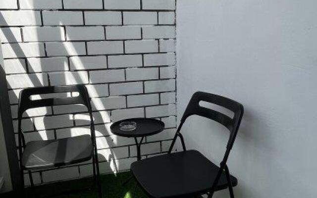 Апартаменты на проспекте Раиса Беляева 42Б