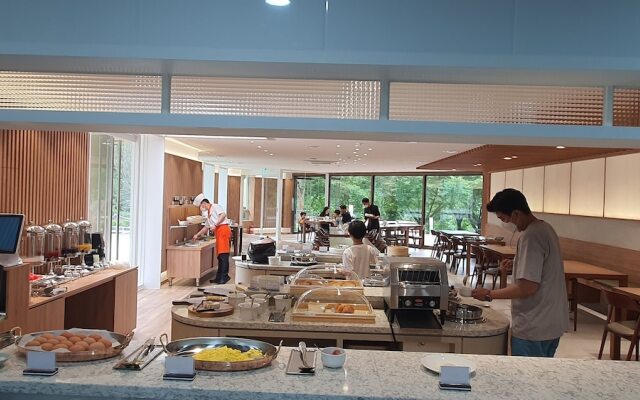 Hotel West of Canaan