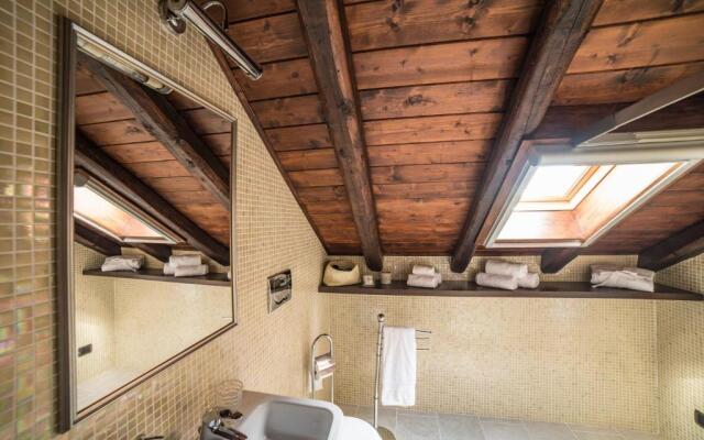 Villa Almond