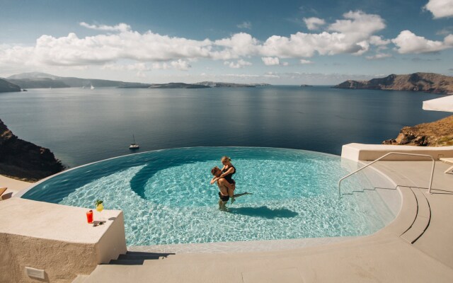 Mystique, a Luxury Collection Hotel, Santorini