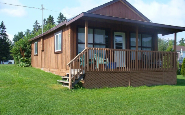 Waterfalls Lodge