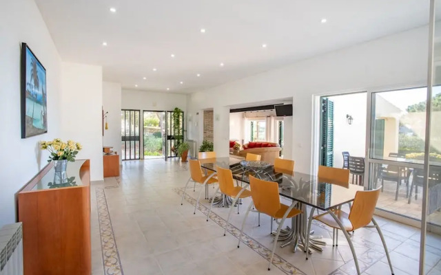 7 Club Atl Ntico Fabulous Five Bedroom Villa WI