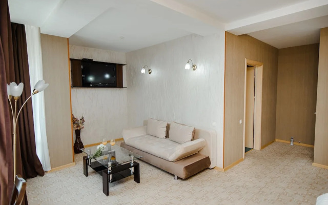 Tip Top Hotel City Center