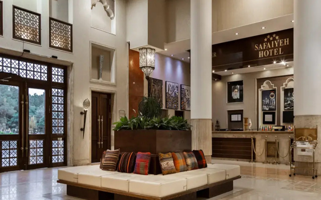 Parsian Safaiyeh Hotel