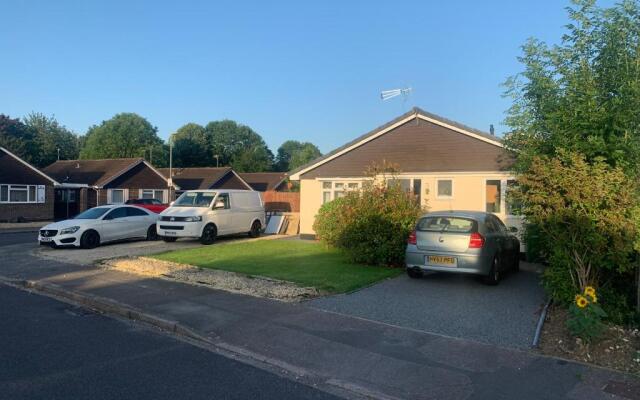 Impeccable Bungalow in Fair Oak, Hampshire