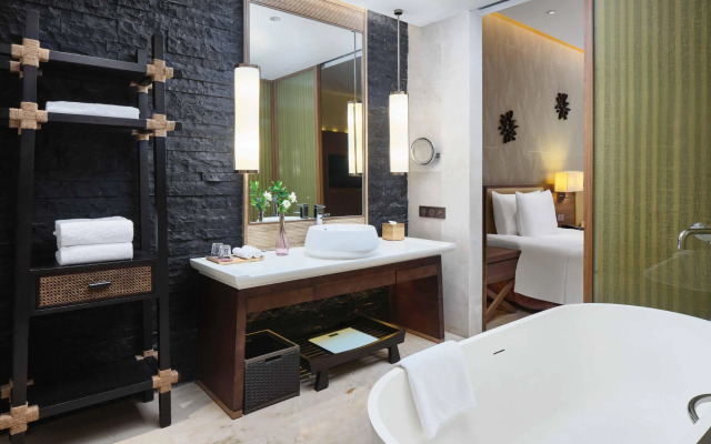 Crowne Plaza Hailing Island by IHG