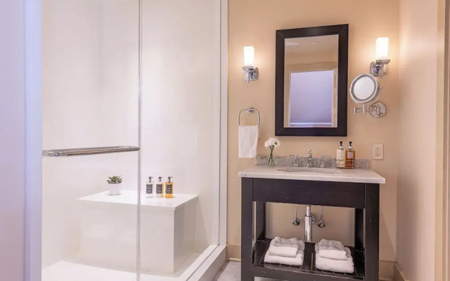 Stonehurst Place Bed & Breakfast