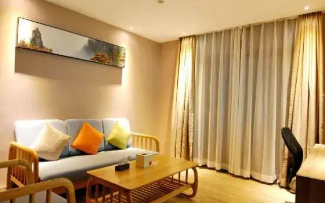 Sanyuan Hotel (Wuling Square)