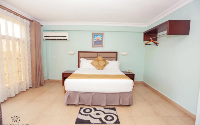 Regency Park Hotel