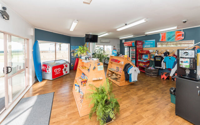 Waikanae Beach TOP 10 Holiday Park