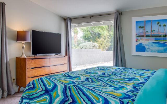 Palm Springs Pool Pad