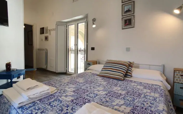 The Spanish Palace suites, rooms, apartments & terraces