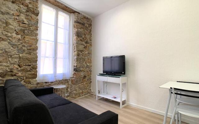 Renovated apartment AC - wifi - 2-4pers - Center Antibes rue James Close