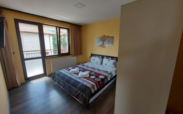 Sharkova House Bansko