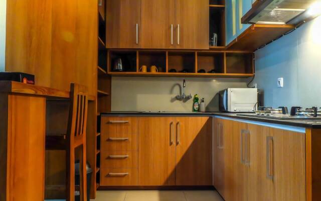 Best Price Hampton's Park Apartment Near Pondok Indah Mall