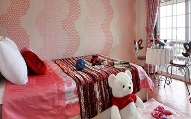 Human Valley Pension