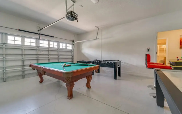 Lei's 9-bedroom Champions Gates Vacation Home