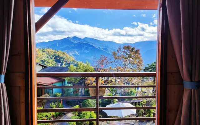 Shiyai Taoyuan B & B